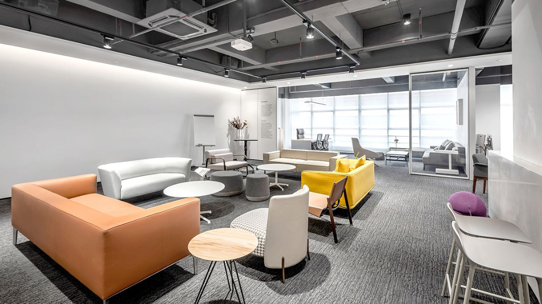 办公室装修后使用空气净化器除甲醛：有效还是有害？