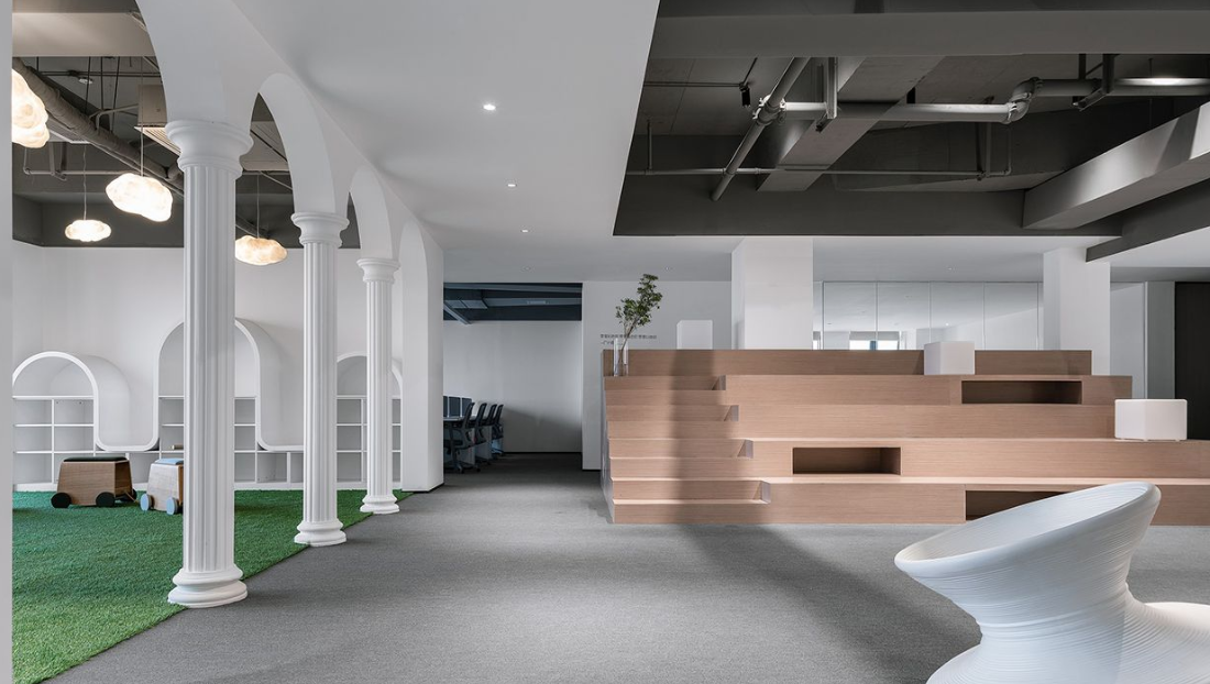 上海办公室装修：Logo墙的重要性及设计方法