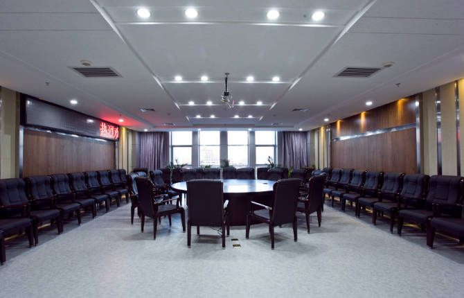 上海办公室装修设计中棕色是否是理想的选择