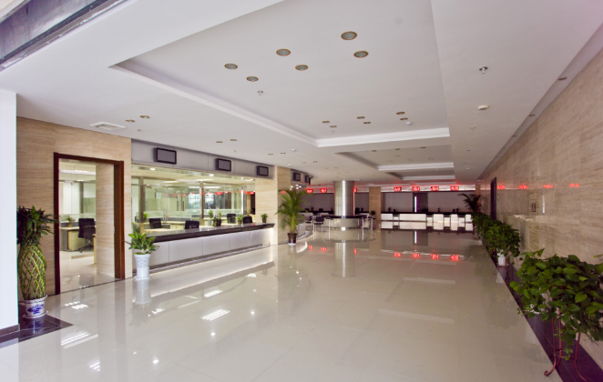 上海办公室装修中为何要合理选择办公桌