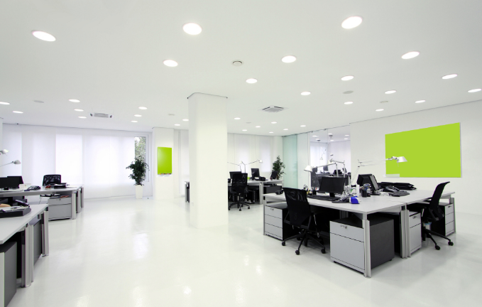 上海办公室装修设计中行政桌的必要性探讨