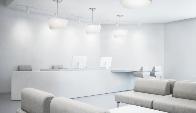 办公室装修设计前台选择全白色的效果