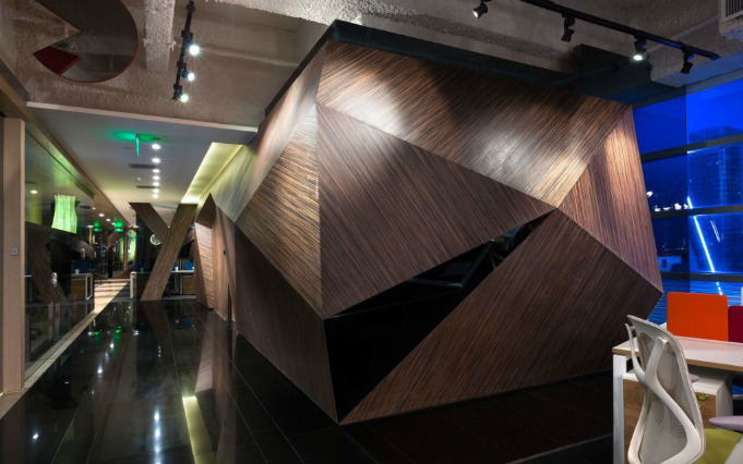 上海办公室装修设计是如何铺设地板砖的