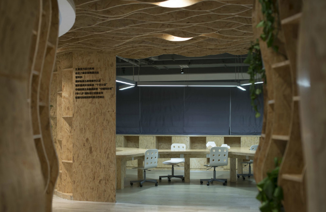 铝塑板在办公室装修设计中究竟有哪些优势