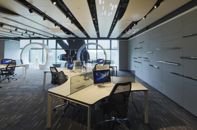 深胡桃色柜子在办公室装修设计中是否好看