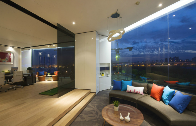 上海办公室装修设计如何选择适合的灯具样式