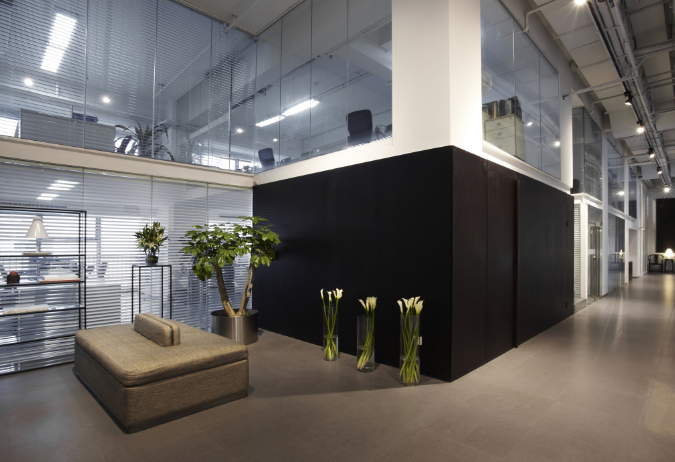 办公室装修设计：双人沙发助你打造舒适高效的办公空间